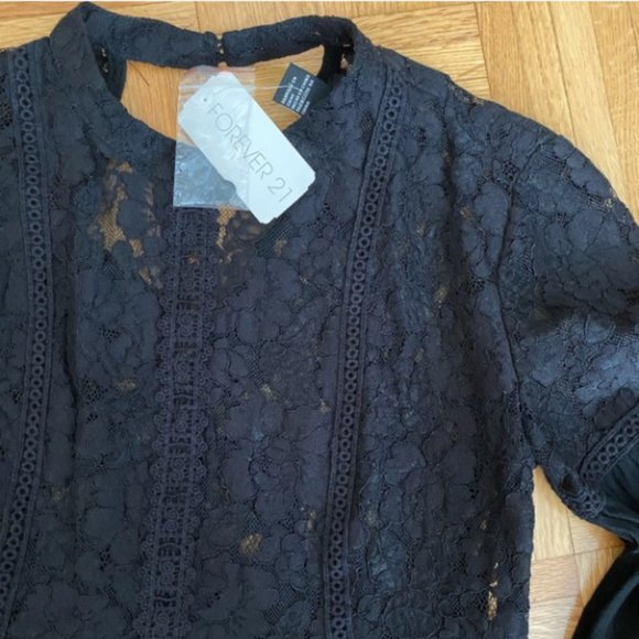 NEW Forever 21 Long Sleeve Black Lace Top - Picture 2 of 2